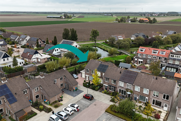 Foto - Verkocht onder voorbehoud: Ruimte, comfort en een heerlijke tuin! Welkom aan ’t Magesijn 76 in Klundert!
